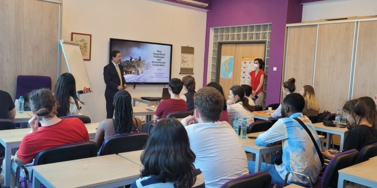 2022__Geopolitical Korea FOLLOW UP_BannerWeb