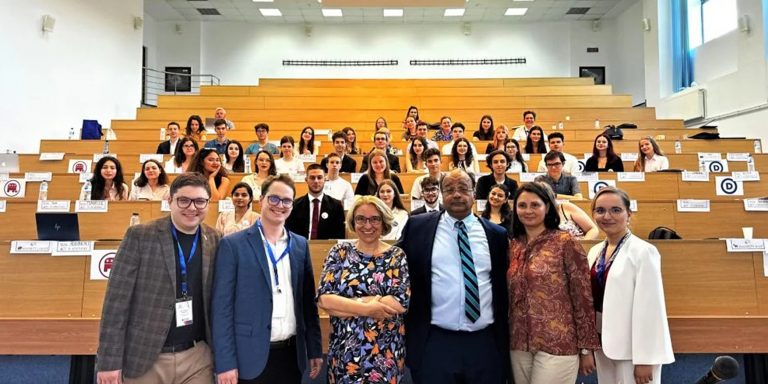 2023__Model US Senate – bannerWeb