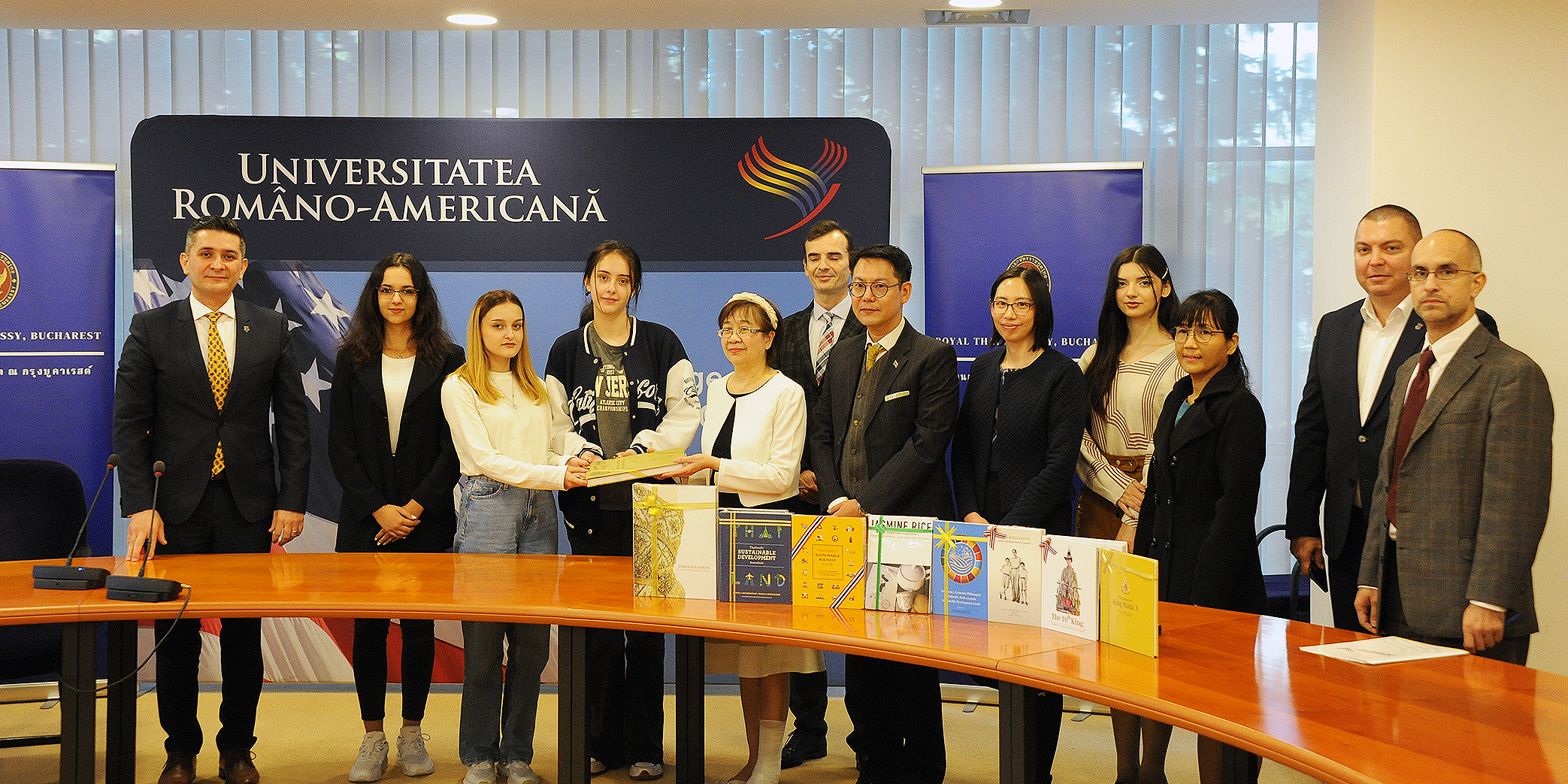 2023__Thailanda BannerWeb 2086 x 1043 px